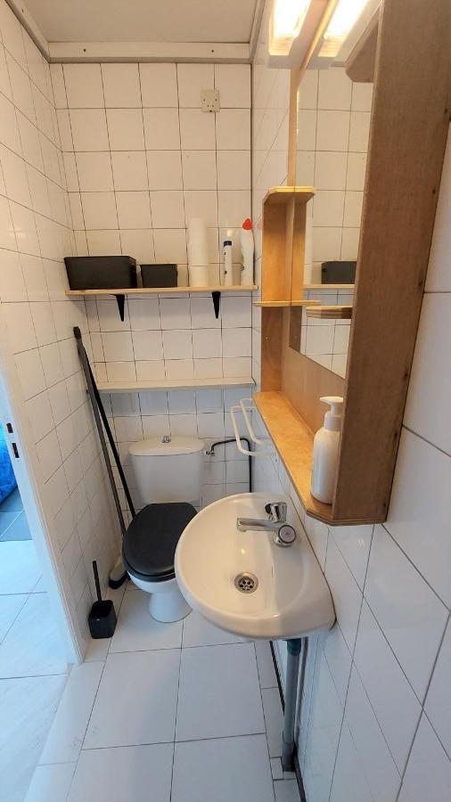 Appartement Chez Leslie Et Vincent : Climatises Avec Parking Privatif