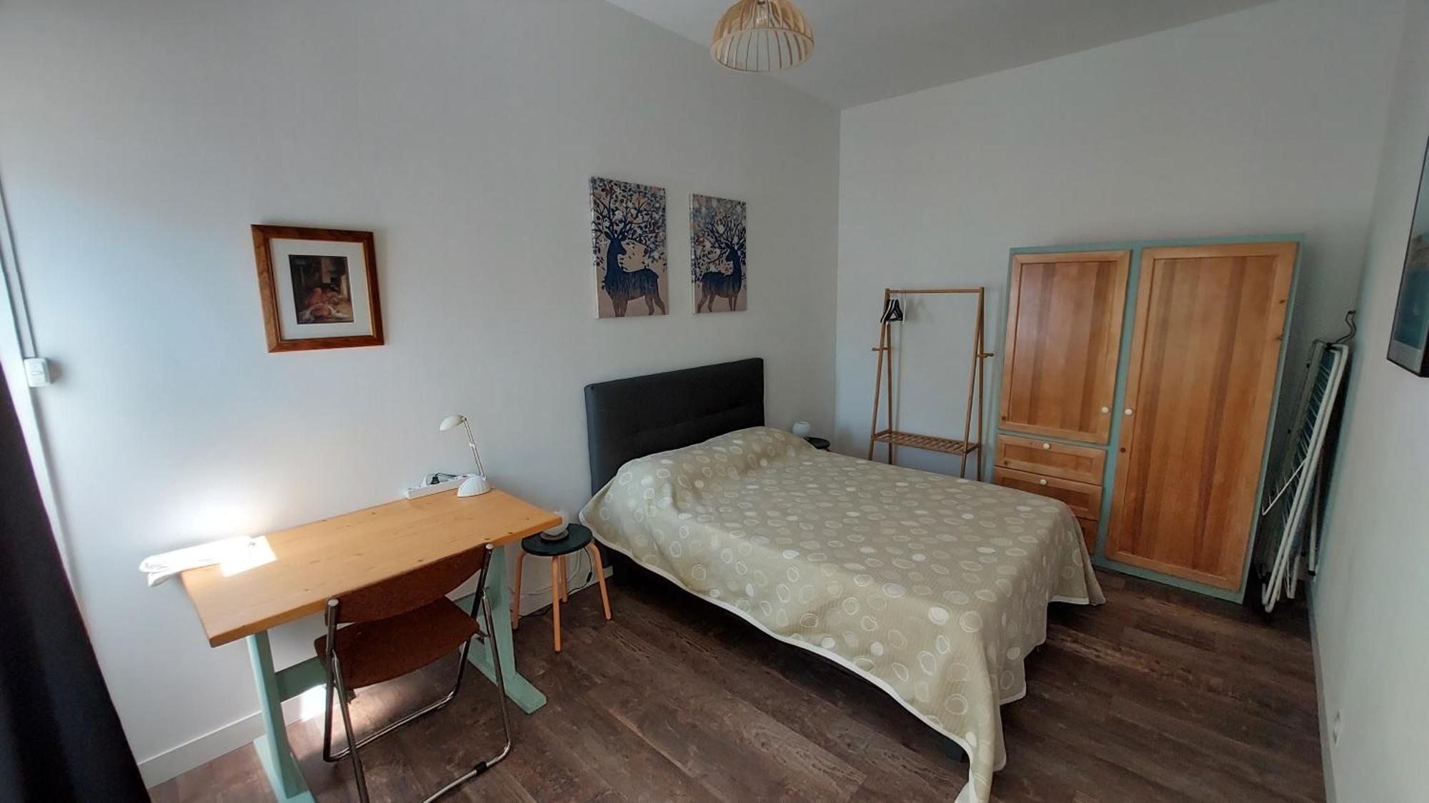 Appartement Chez Leslie Et Vincent : Climatises Avec Parking Privatif